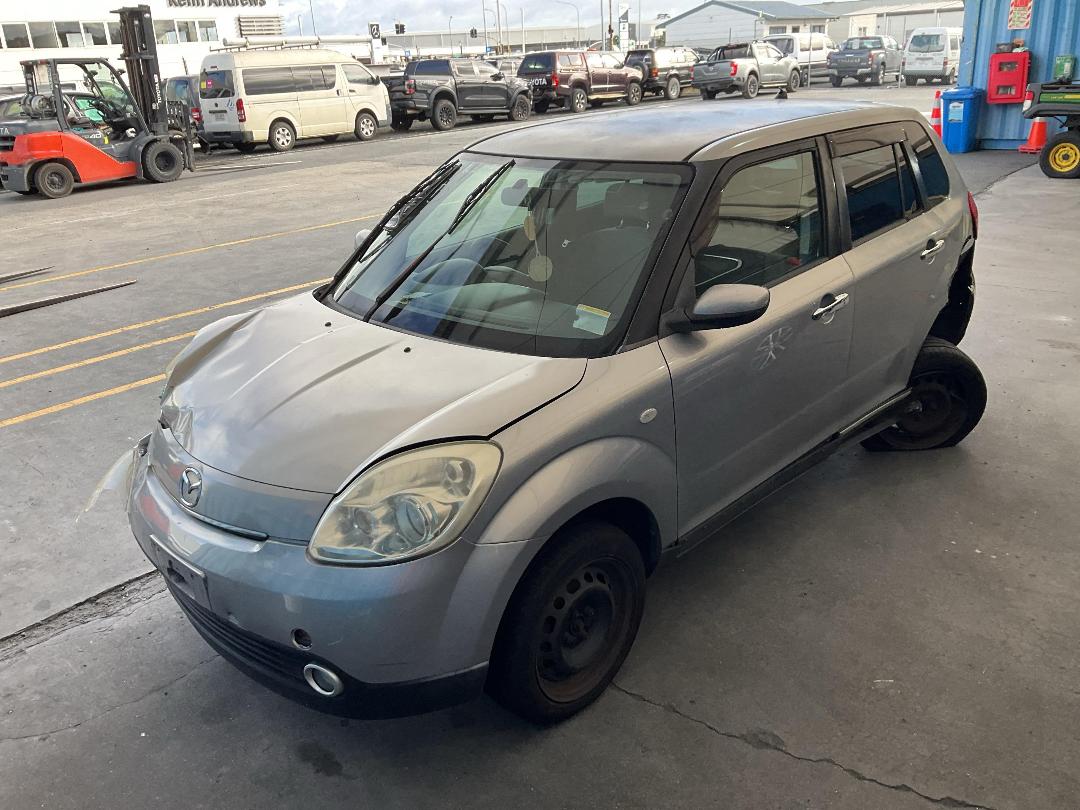 Photo '5' of Mazda Verisa Photo '5' of Mazda Verisa