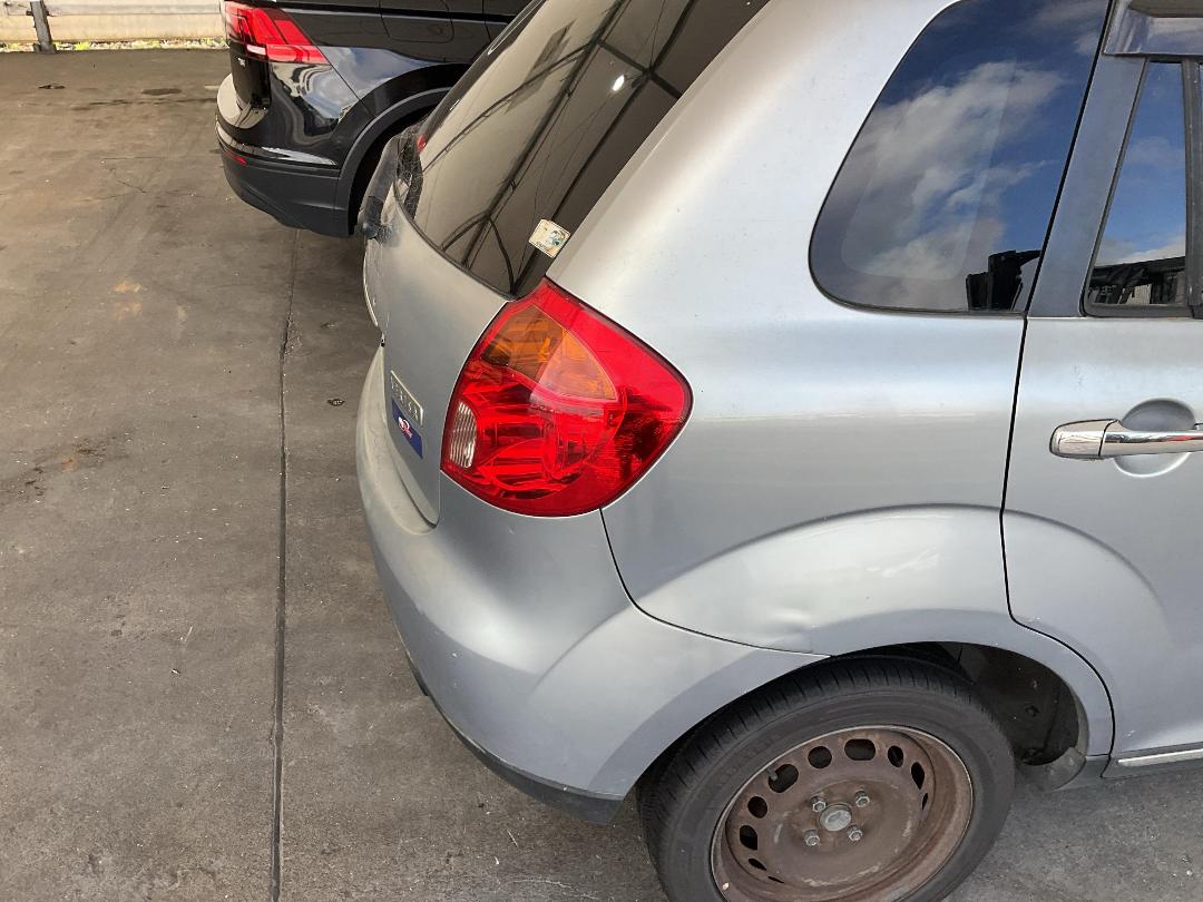 Photo '15' of Mazda Verisa Photo '15' of Mazda Verisa