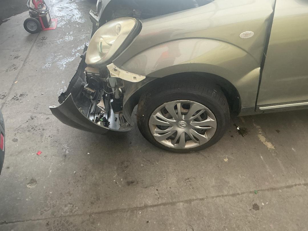 Photo '8' of Mazda Verisa Photo '8' of Mazda Verisa