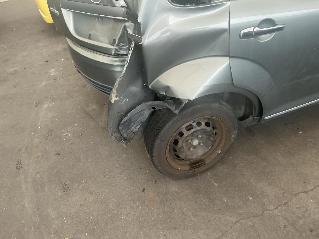 Photo '15' of Mazda Verisa Photo '15' of Mazda Verisa