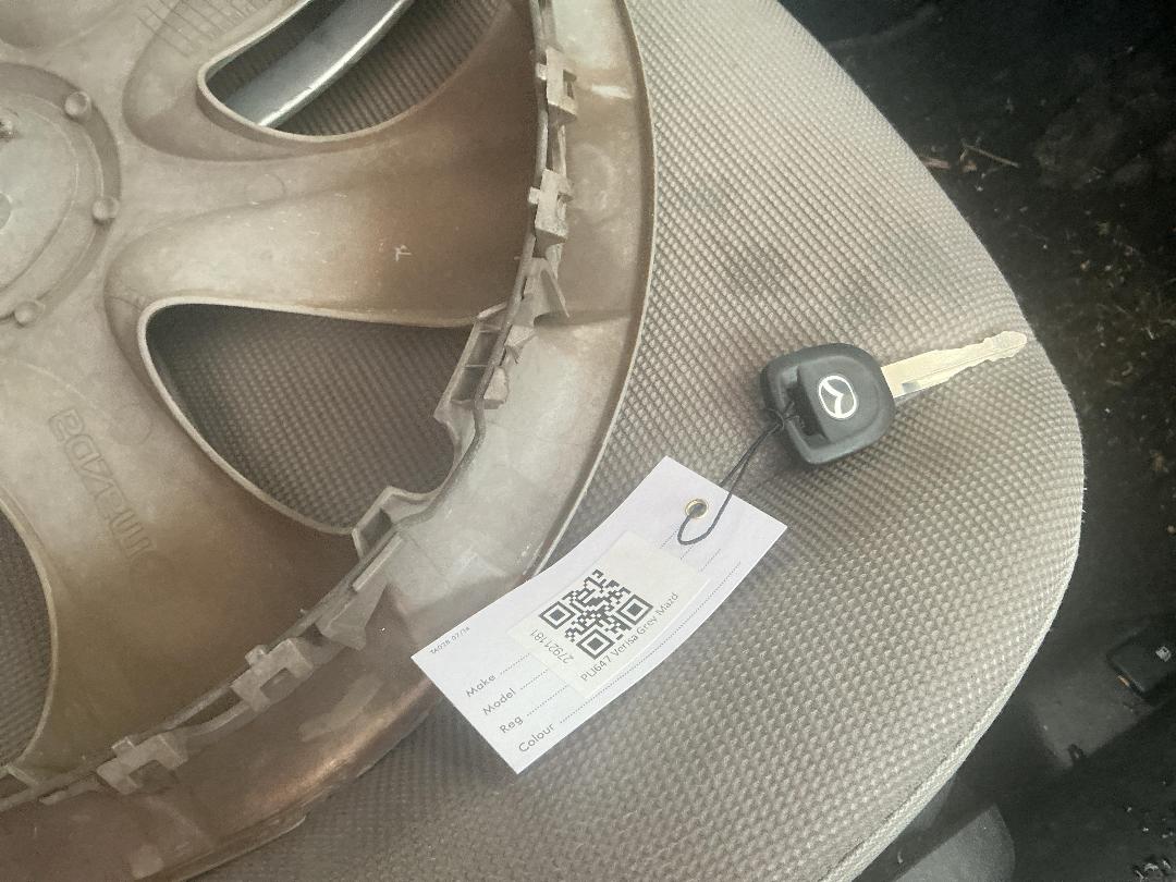 Photo '21' of Mazda Verisa Photo '21' of Mazda Verisa