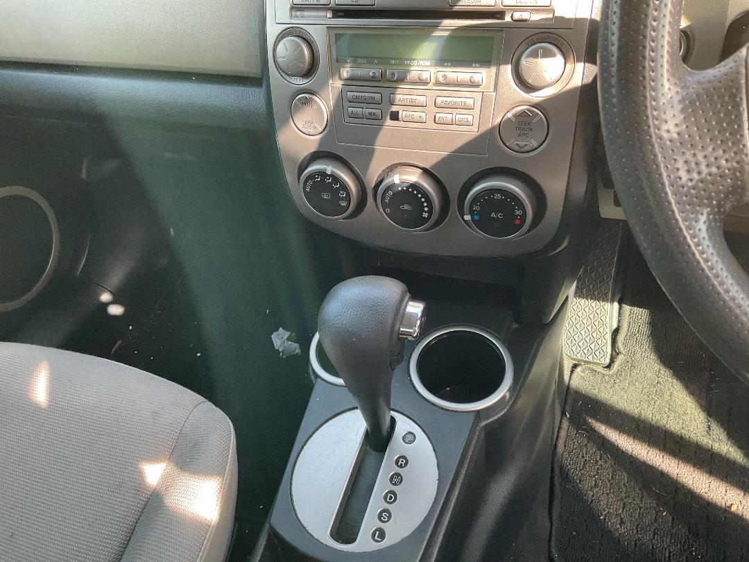 Photo '10' of Mazda Verisa