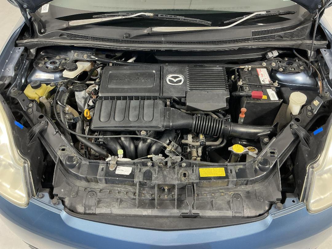 Photo '13' of Mazda Verisa