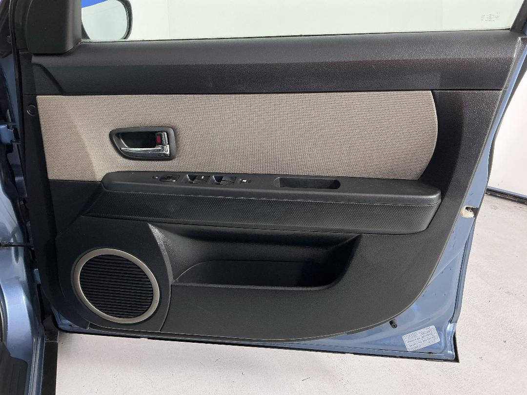 Photo '15' of Mazda Verisa