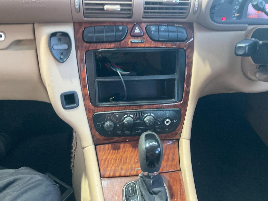 Photo '25' of Mercedes-Benz C-Class CK