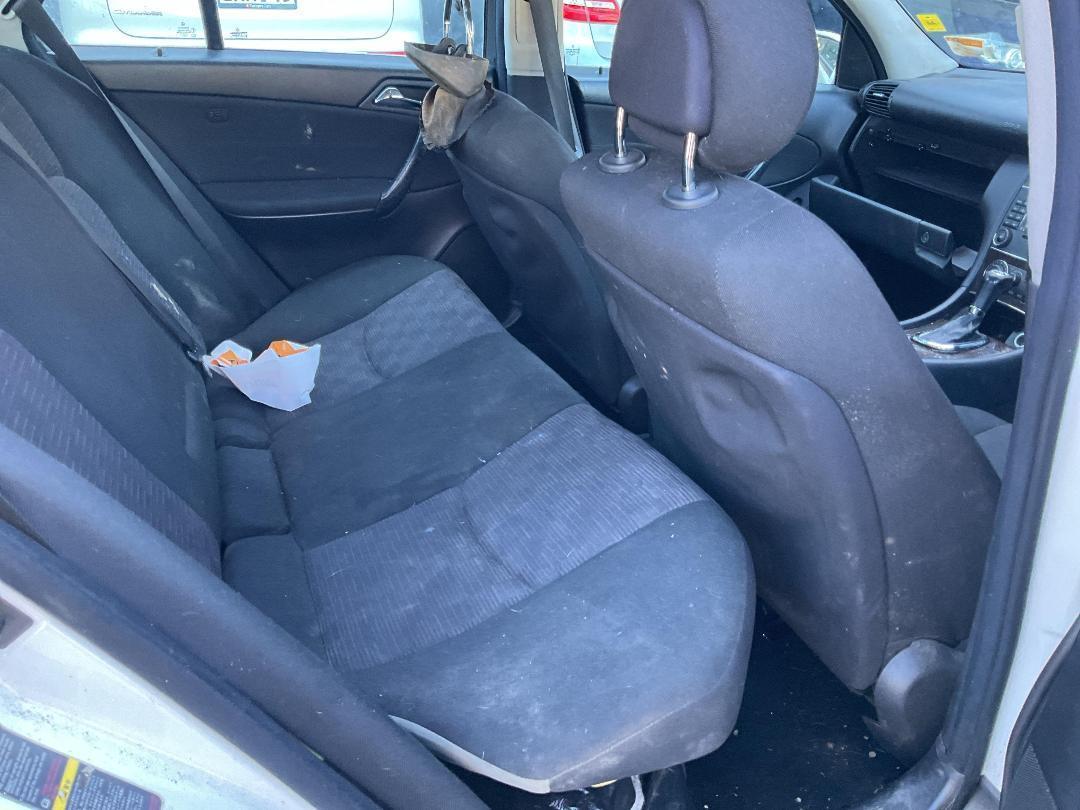 Photo '9' of Mercedes-Benz C180 Photo '9' of Mercedes-Benz C180