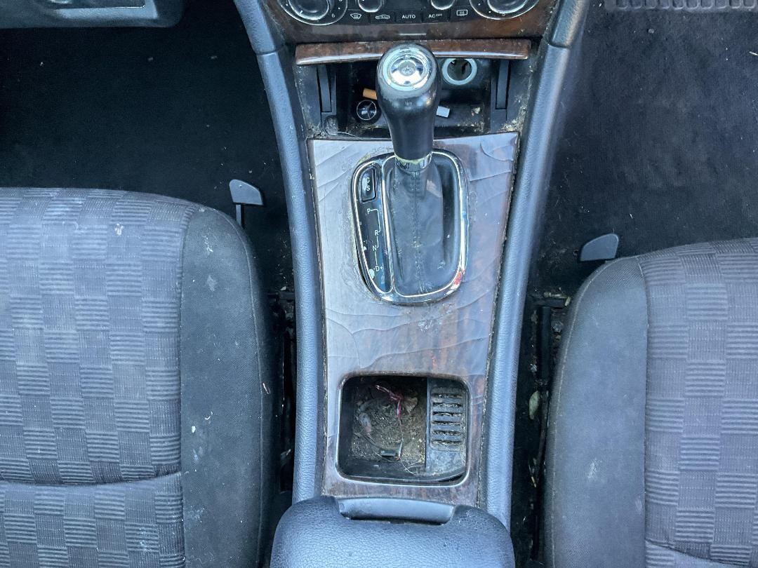 Photo '15' of Mercedes-Benz C180 Photo '15' of Mercedes-Benz C180