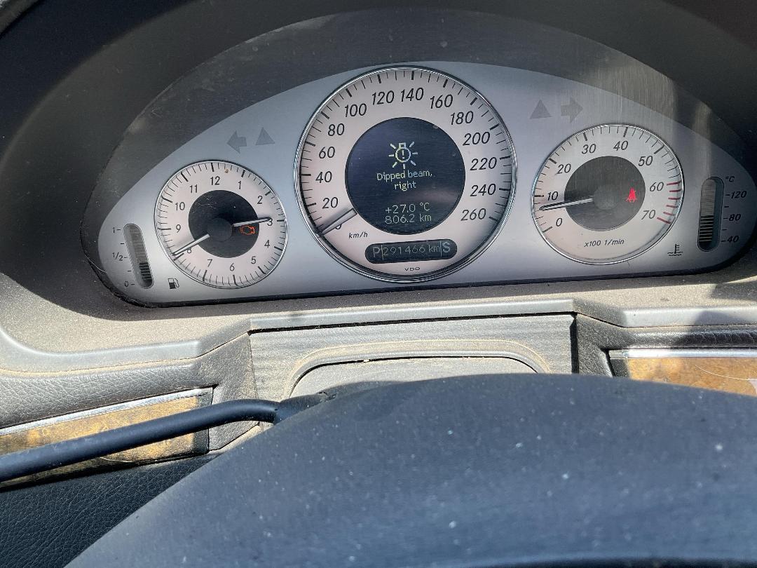 Photo '9' of Mercedes-Benz E-Class Avantgarde Photo '9' of Mercedes-Benz E-Class Avantgarde