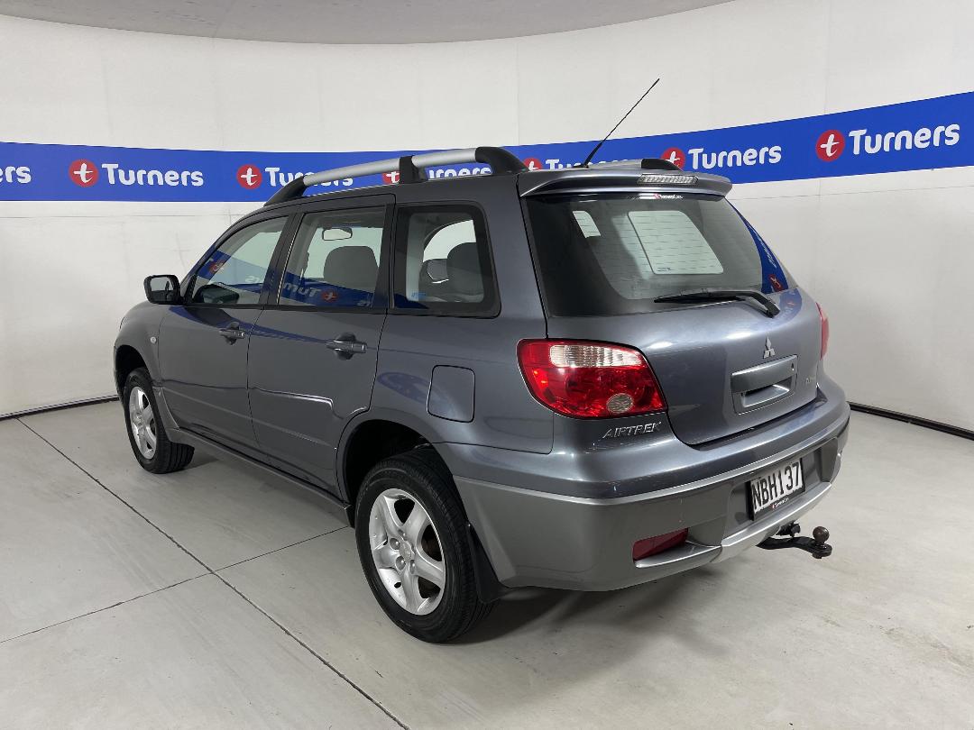 Photo '5' of Mitsubishi Airtrek