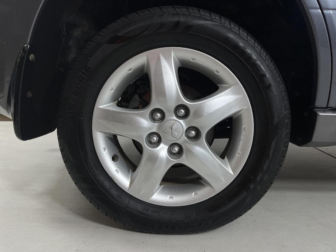 Photo '12' of Mitsubishi Airtrek