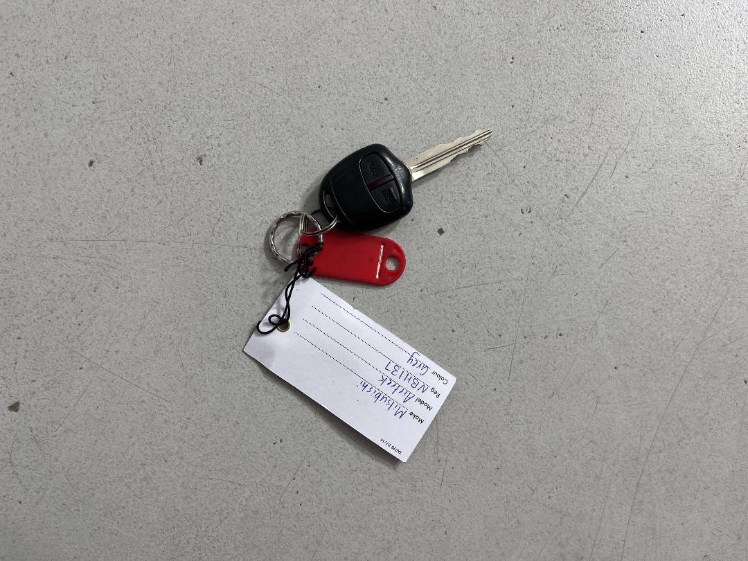 Photo '22' of Mitsubishi Airtrek