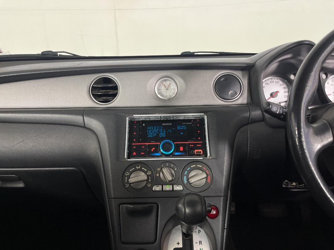 Photo '18' of Mitsubishi Airtrek