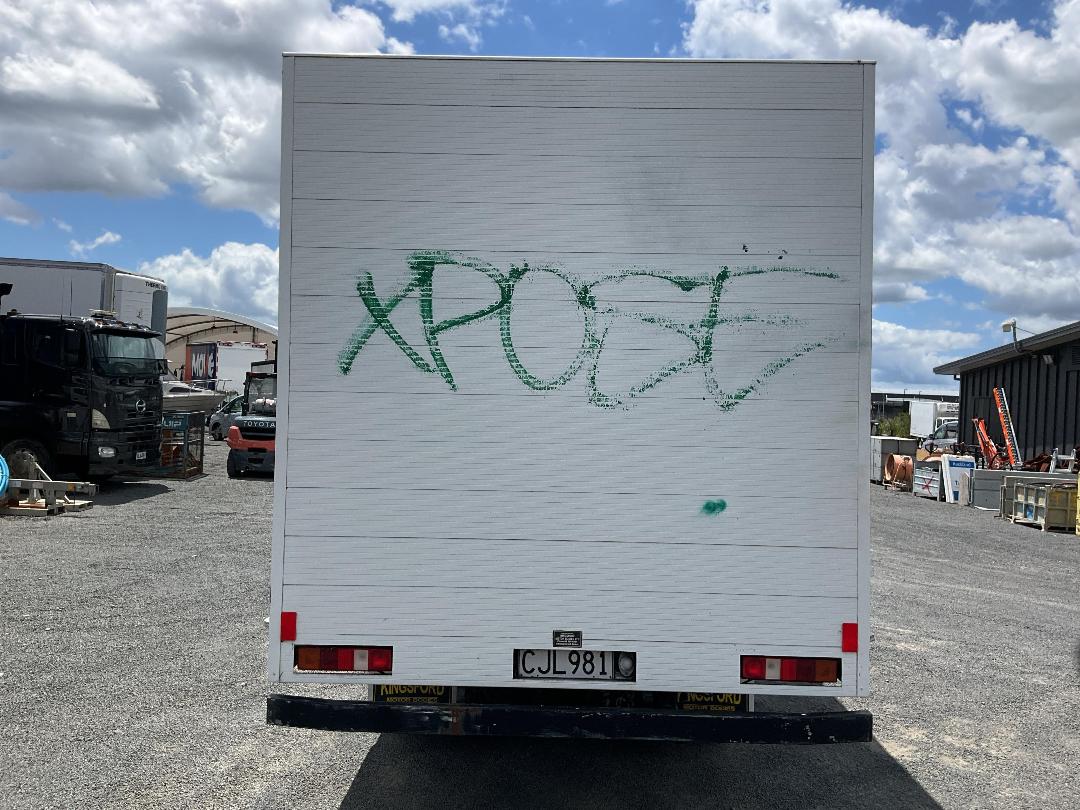 Photo '5' of Mitsubishi Canter Cab Chassis