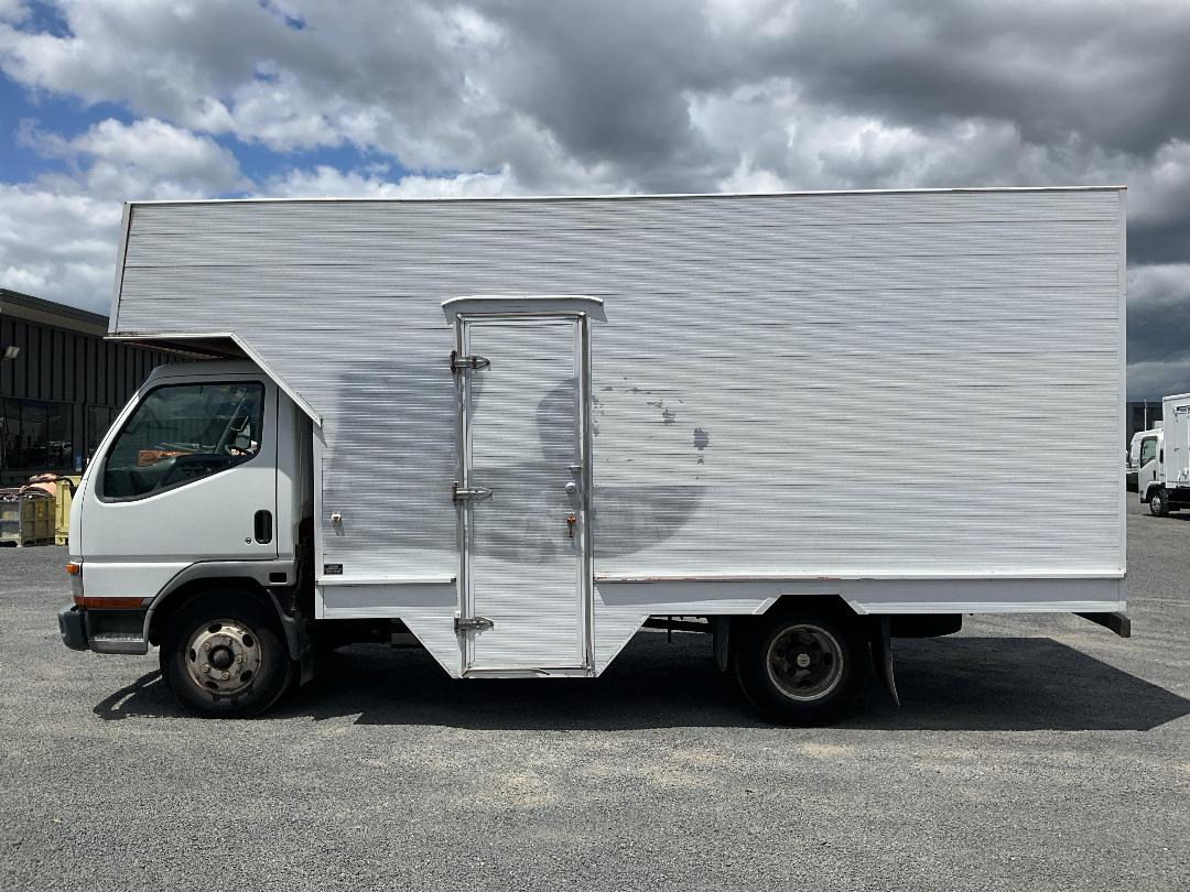 Photo '7' of Mitsubishi Canter Cab Chassis