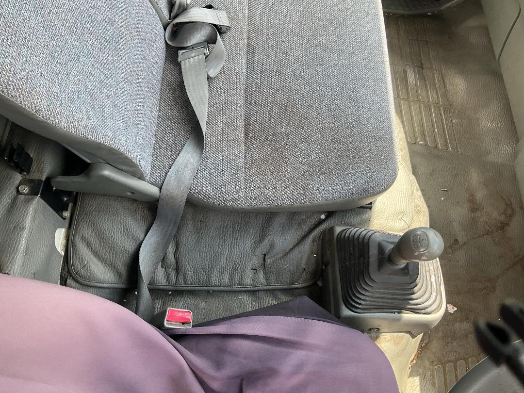 Photo '17' of Mitsubishi Canter Cab Chassis