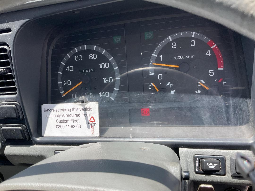 Photo '15' of Mitsubishi Canter Cab Chassis