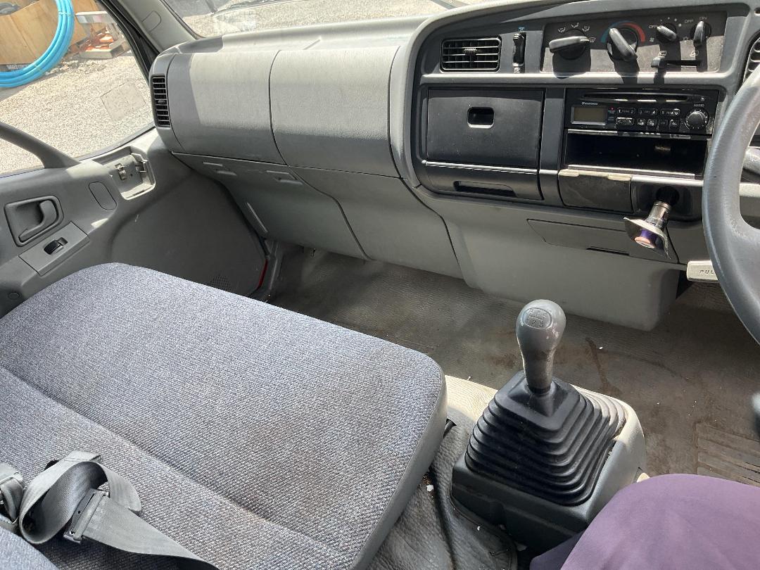 Photo '16' of Mitsubishi Canter Cab Chassis