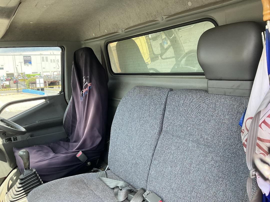 Photo '21' of Mitsubishi Canter Cab Chassis