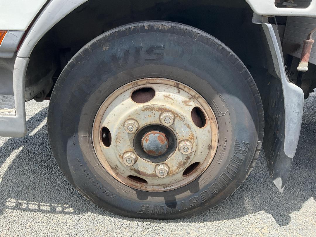 Photo '33' of Mitsubishi Canter Cab Chassis