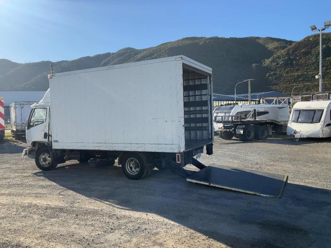 Photo '11' of Mitsubishi Canter FE112E3 Other Truck