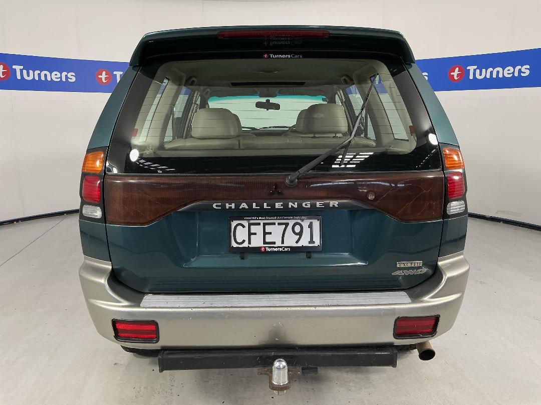 Photo '6' of Mitsubishi Challenger