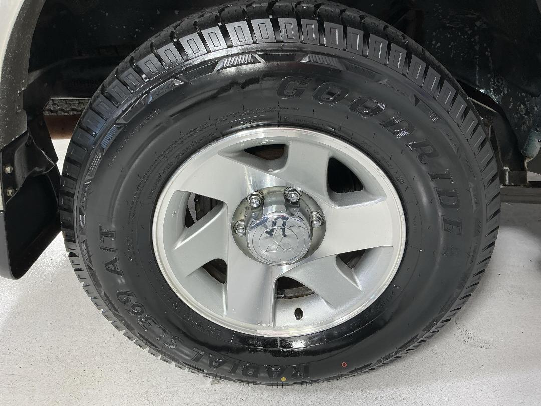 Photo '12' of Mitsubishi Challenger