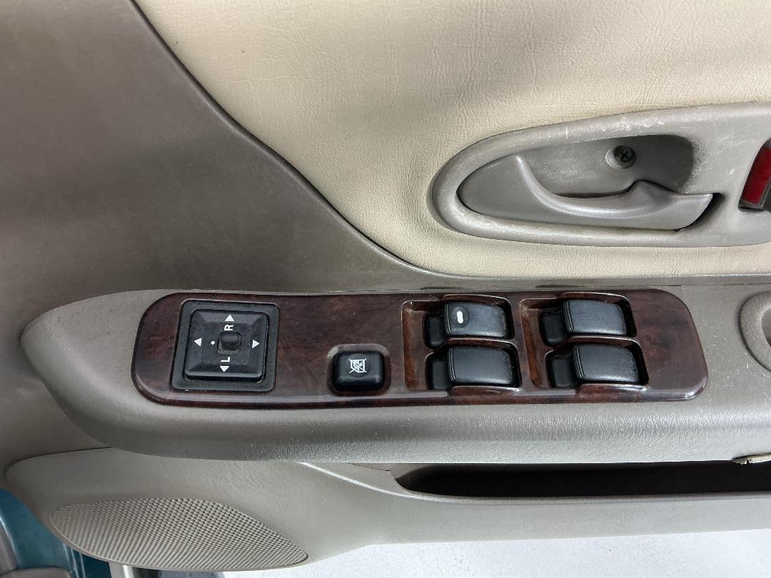 Photo '23' of Mitsubishi Challenger