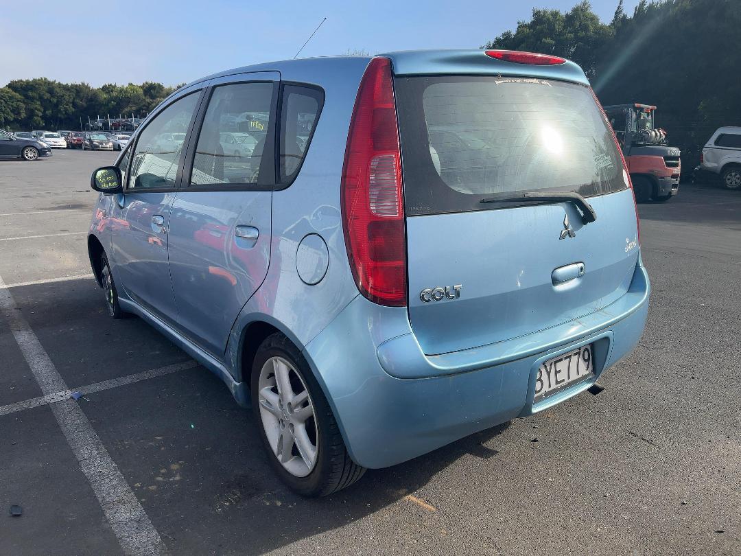 Photo '5' of Mitsubishi Colt Sport