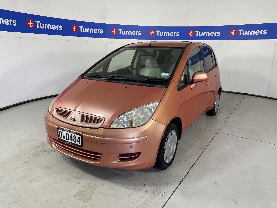 Photo '4' of Mitsubishi Colt