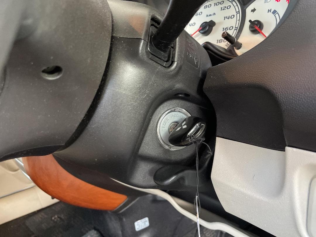 Photo '15' of Mitsubishi Colt Photo '15' of Mitsubishi Colt