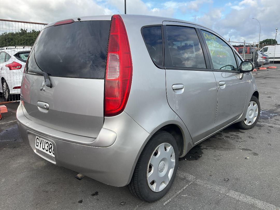 Photo '7' of Mitsubishi Colt