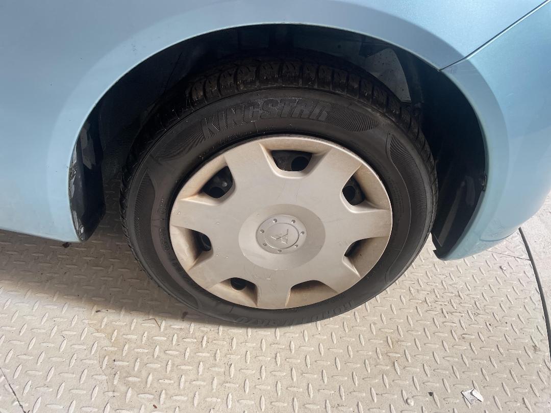 Photo '9' of Mitsubishi Colt Photo '9' of Mitsubishi Colt