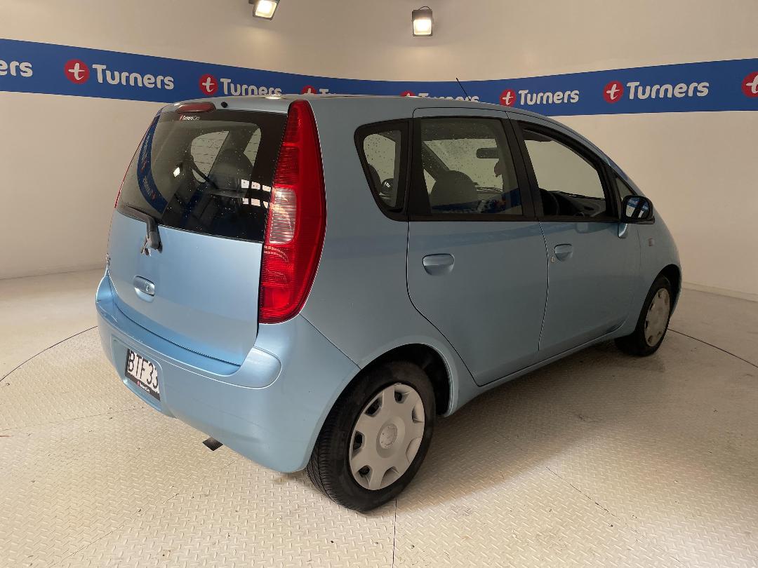 Photo '7' of Mitsubishi Colt Photo '7' of Mitsubishi Colt