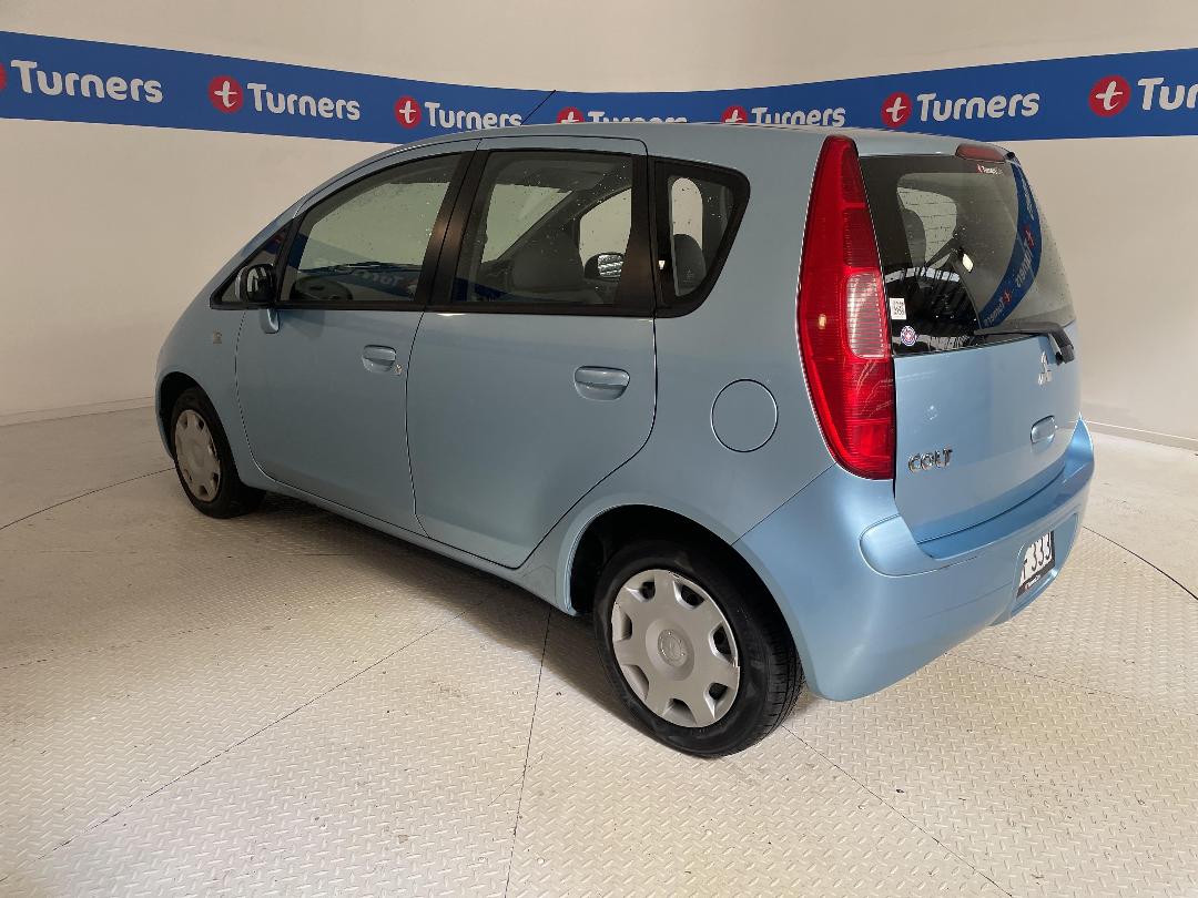 Photo '5' of Mitsubishi Colt Photo '5' of Mitsubishi Colt