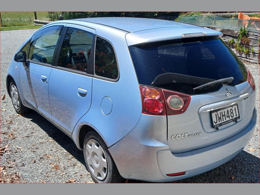 Photo '3' of Mitsubishi Colt Plus Photo '3' of Mitsubishi Colt Plus