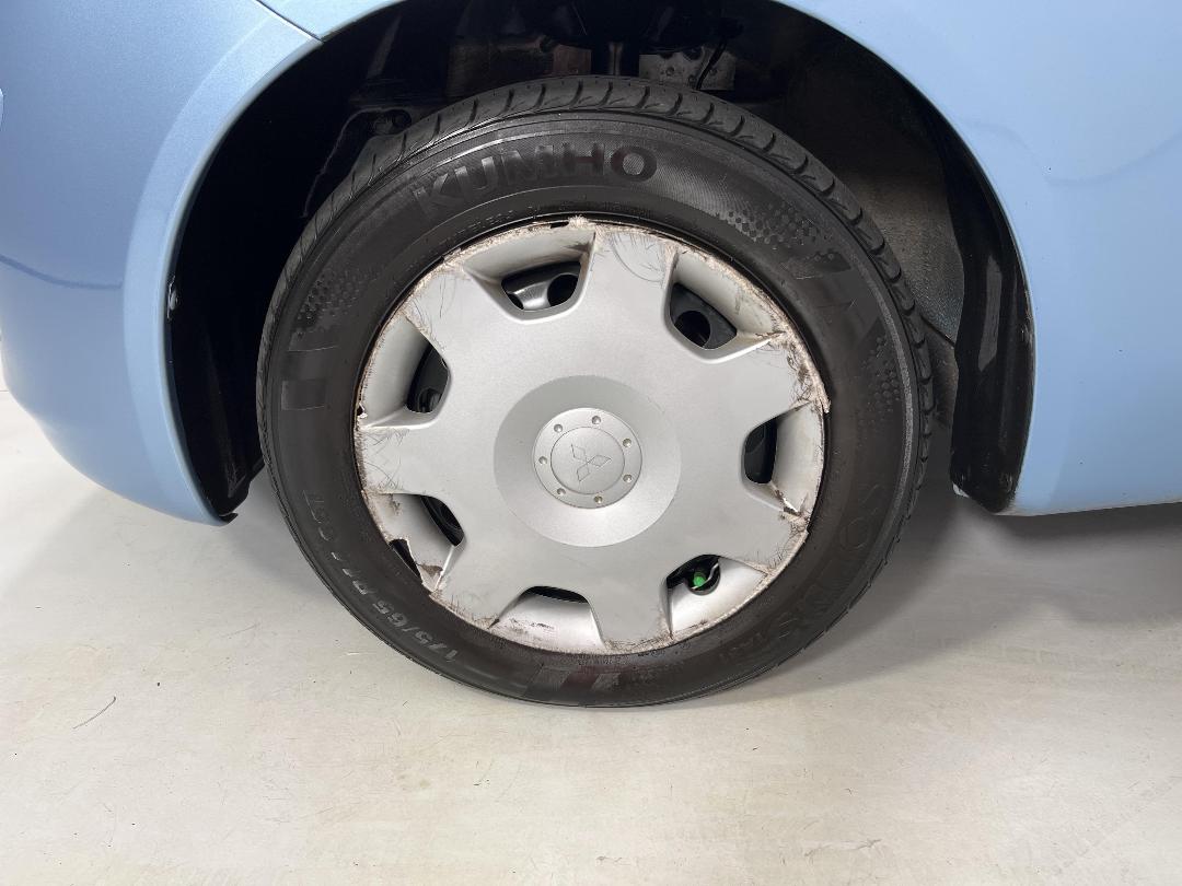 Photo '10' of Mitsubishi Colt Photo '10' of Mitsubishi Colt