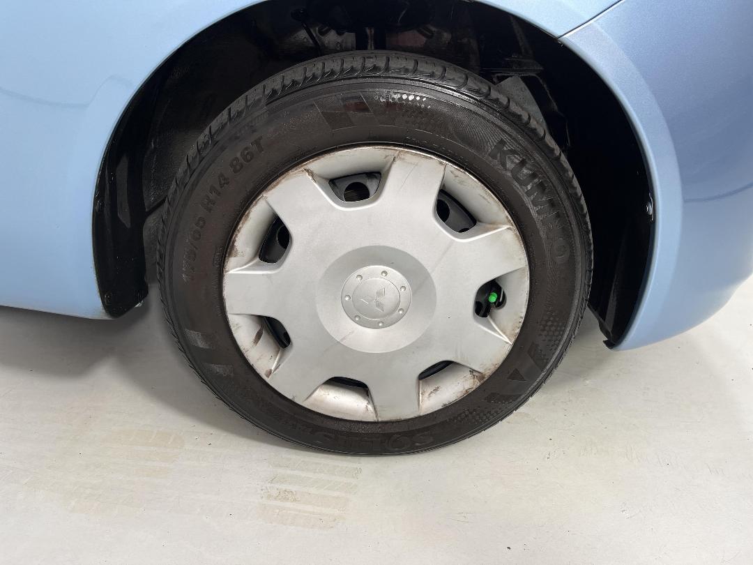 Photo '9' of Mitsubishi Colt Photo '9' of Mitsubishi Colt