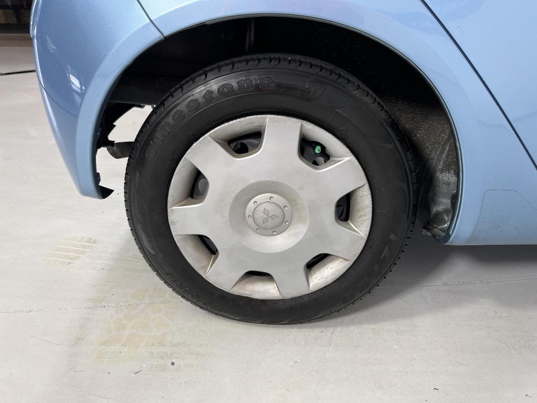 Photo '12' of Mitsubishi Colt Photo '12' of Mitsubishi Colt