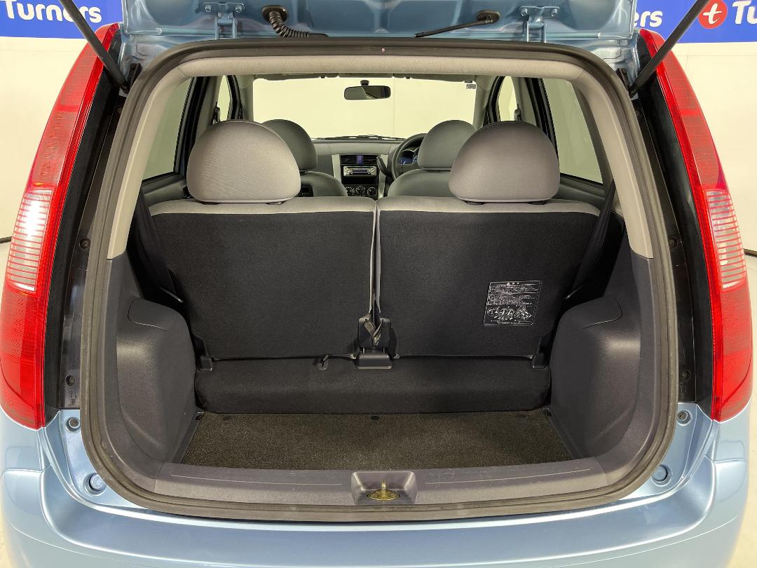 Photo '14' of Mitsubishi Colt Photo '14' of Mitsubishi Colt