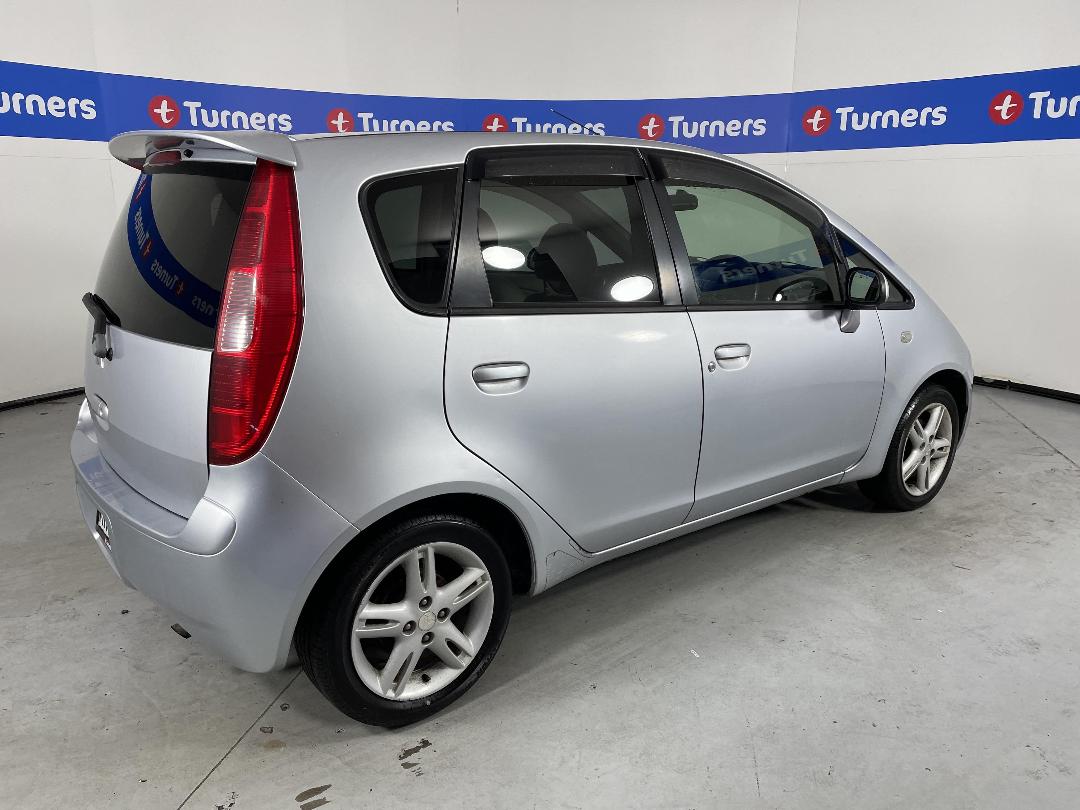 Photo '7' of Mitsubishi Colt