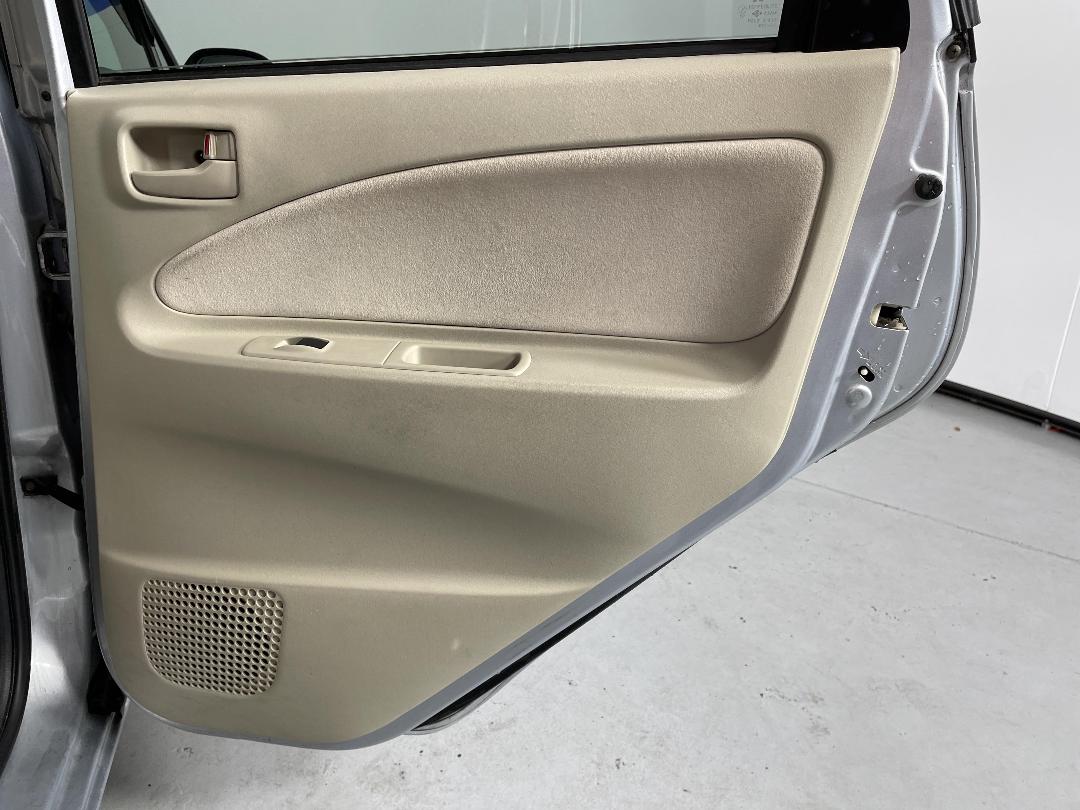 Photo '19' of Mitsubishi Colt