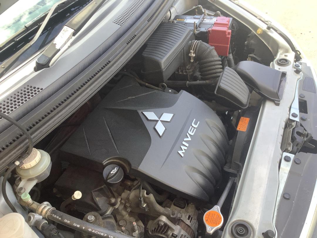 Photo '19' of Mitsubishi Colt Photo '19' of Mitsubishi Colt