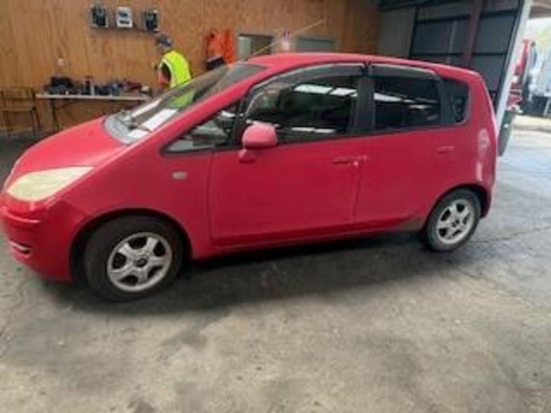 Photo '2' of Mitsubishi Colt