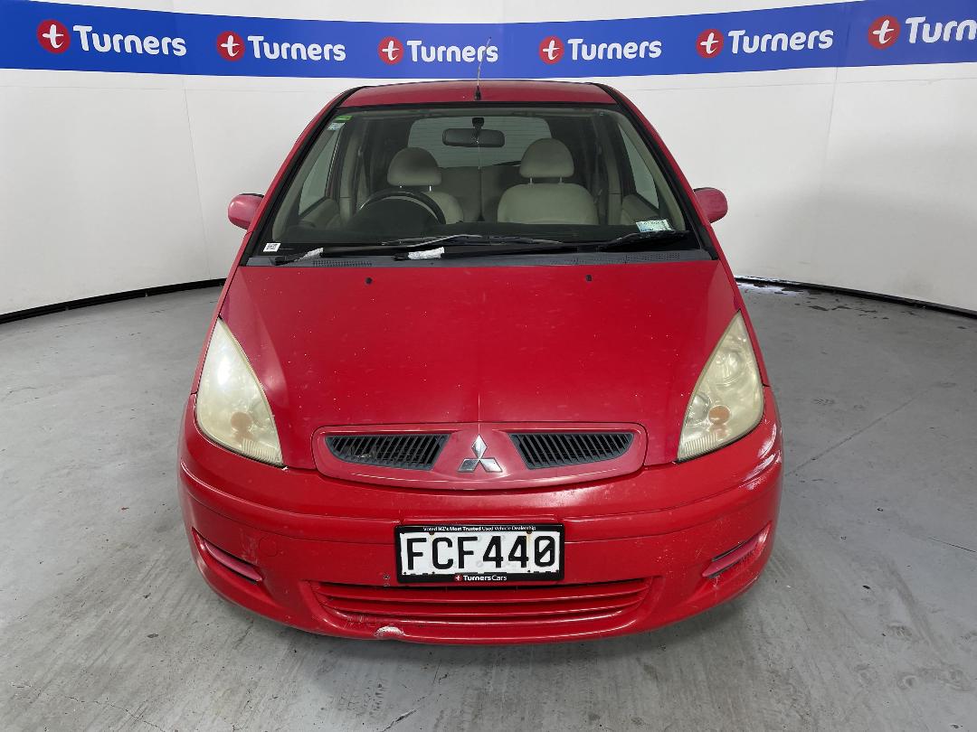 Photo '2' of Mitsubishi Colt Photo '2' of Mitsubishi Colt