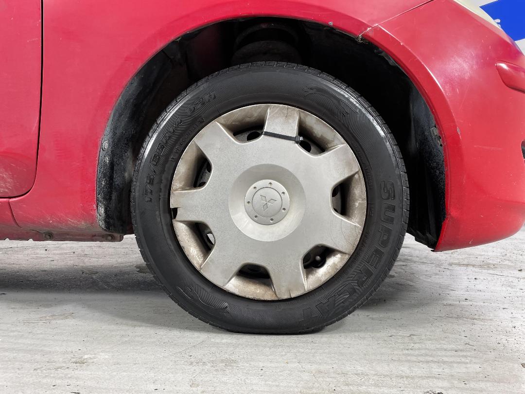 Photo '9' of Mitsubishi Colt Photo '9' of Mitsubishi Colt