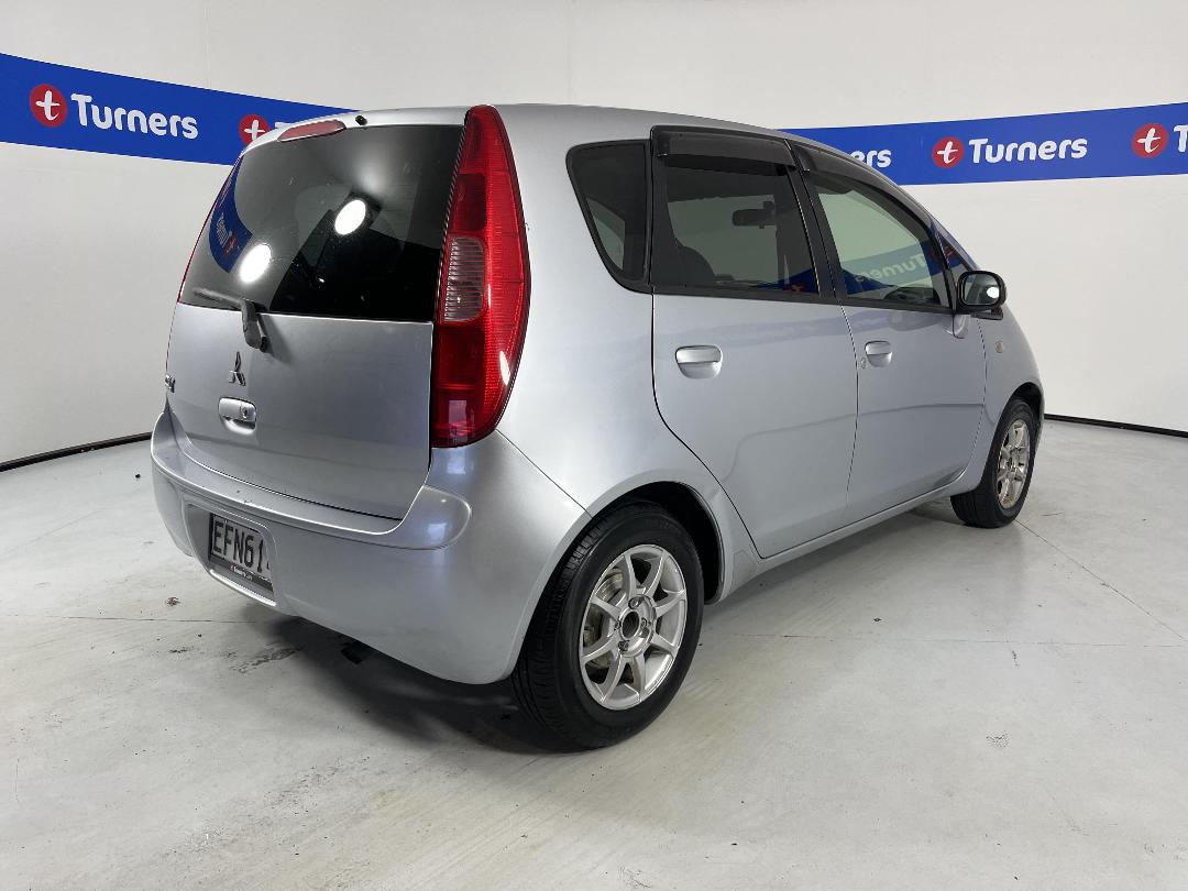 Photo '7' of Mitsubishi Colt