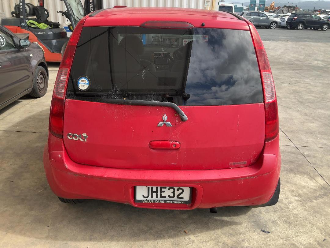 Photo '4' of Mitsubishi Colt