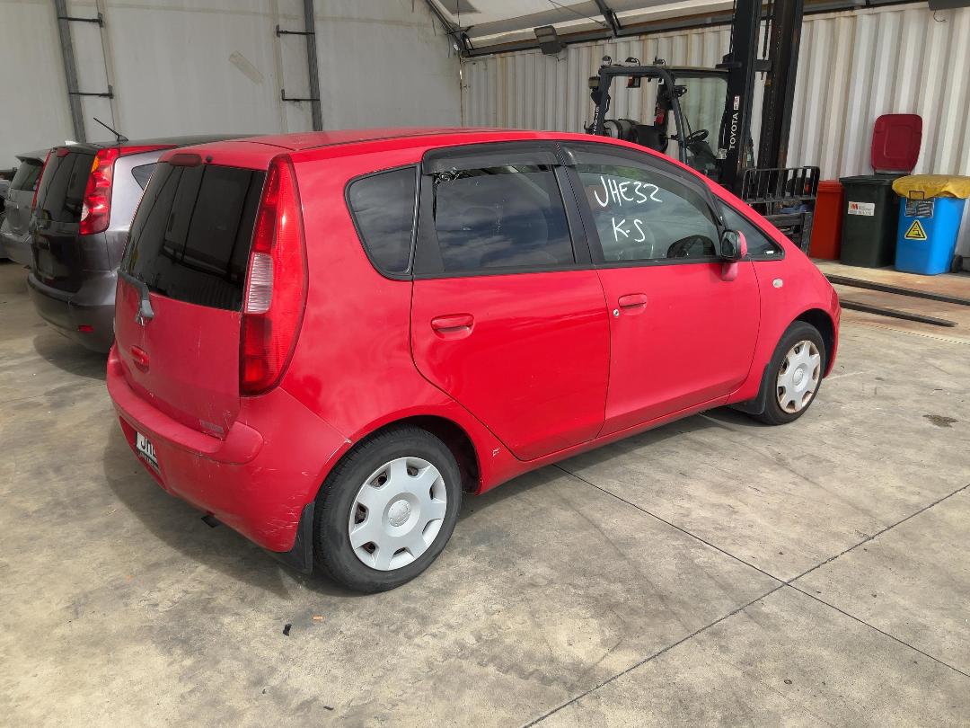 Photo '6' of Mitsubishi Colt