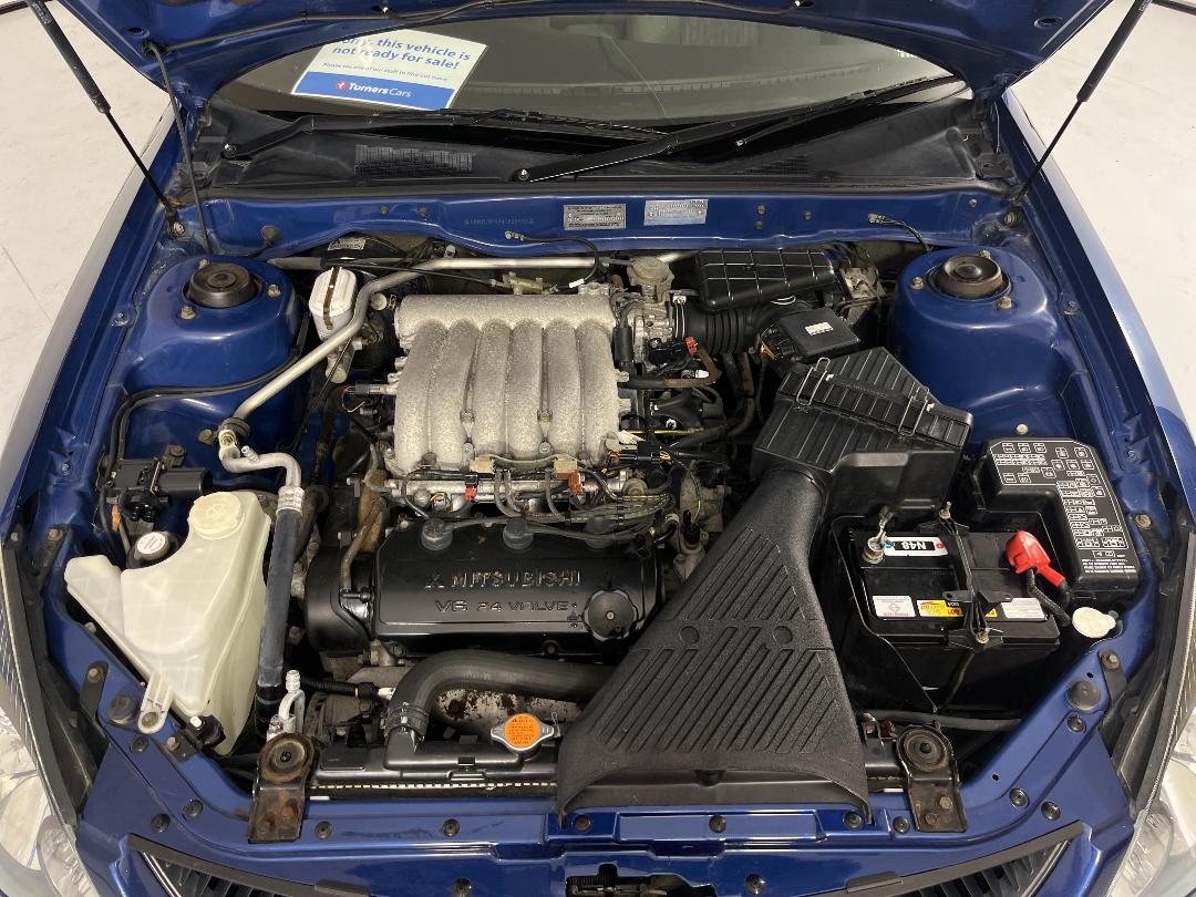 Photo '13' of Mitsubishi Diamante