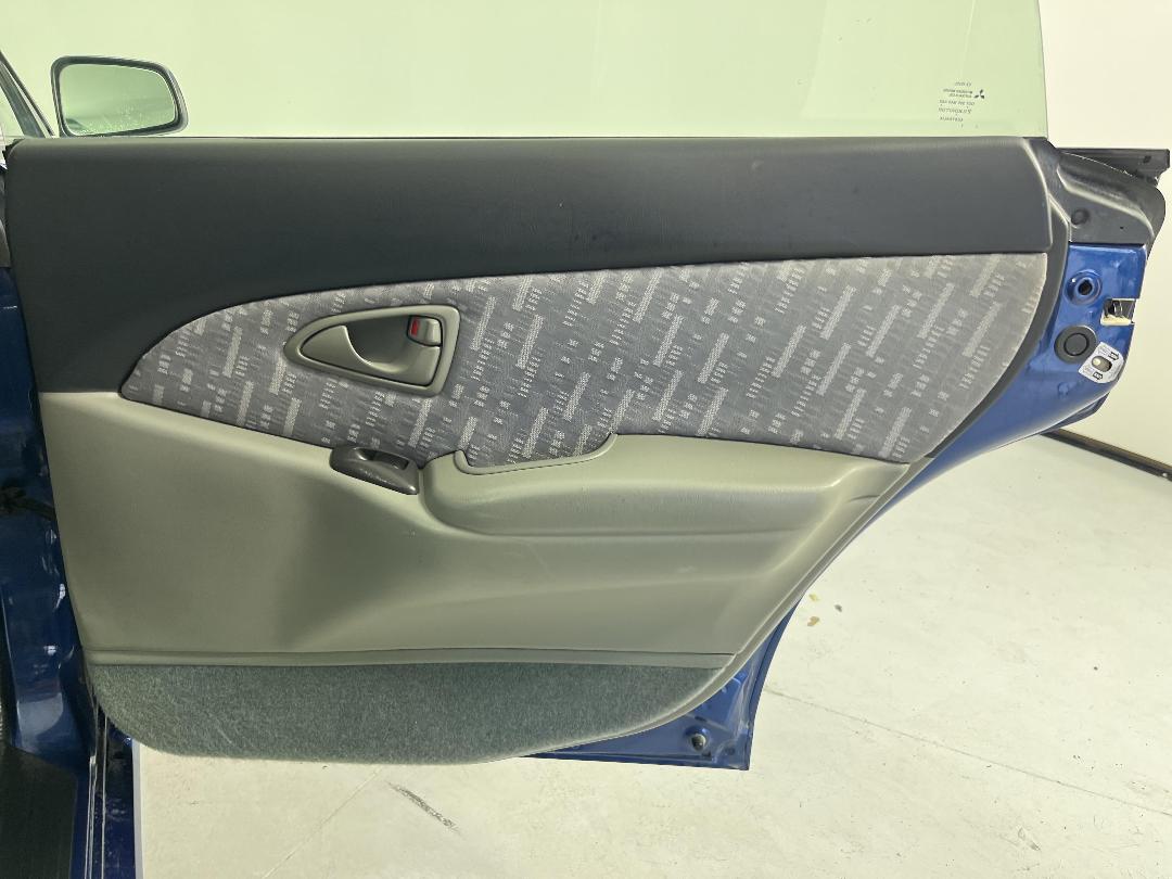 Photo '18' of Mitsubishi Diamante